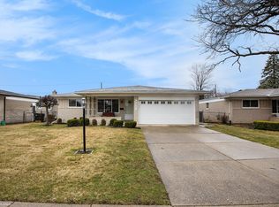 35361 Lana Ln, Sterling Heights, MI 48312