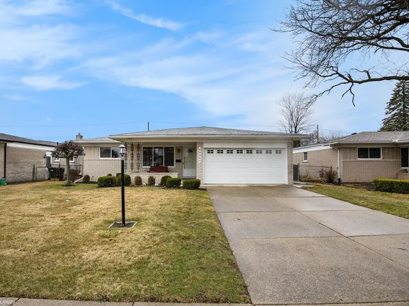 35361 Lana Ln, Sterling Heights, MI 48312