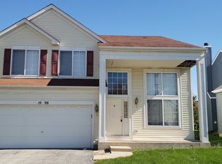 1998 Congrove Dr, Aurora, IL 60503