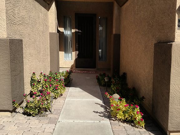 4th image of 2076 E Browning Pl
