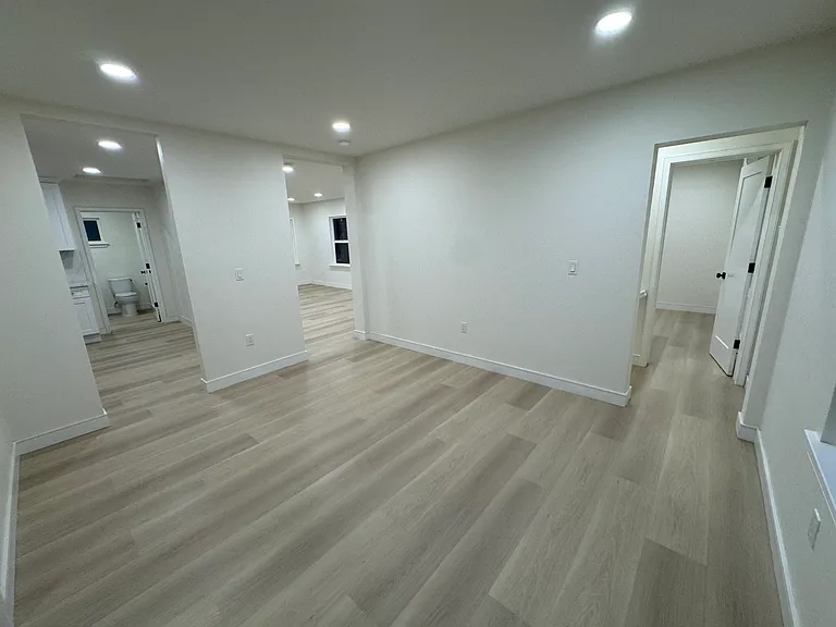 7570 Snow Ave — Photo 18