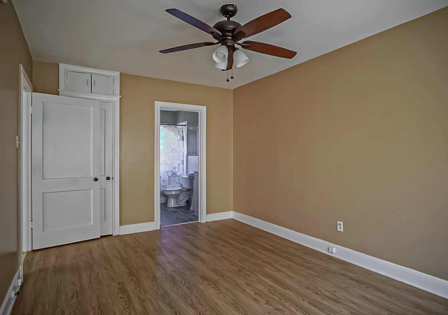 5218 Bernardo De Galvez Avenue - 4 — Photo 4