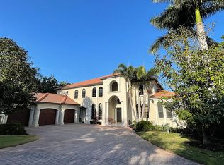 4043 Redbird Cir, Sarasota, FL 34231