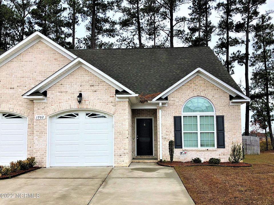 1st image of 1702B Cambria Dr