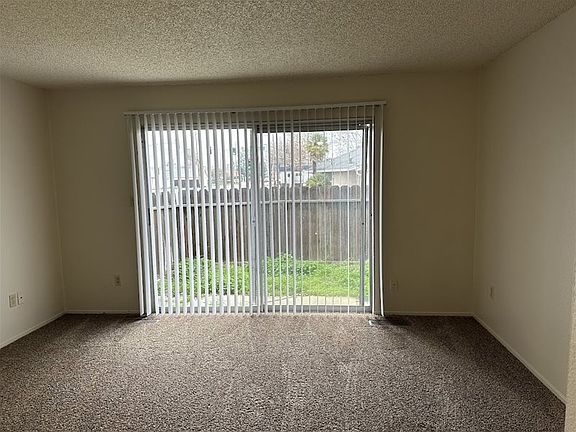 5th image of 1132 N Olive Ave APT A