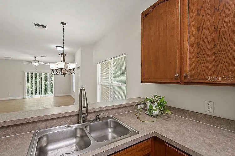 20221 Vintage Oaks Pl — Photo 4