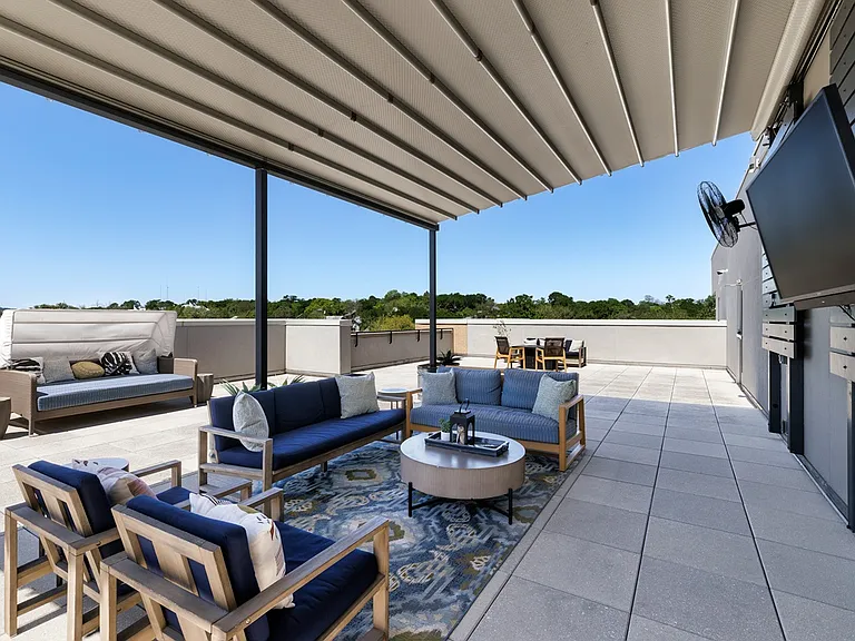 Pressler Apartments — Photo 6