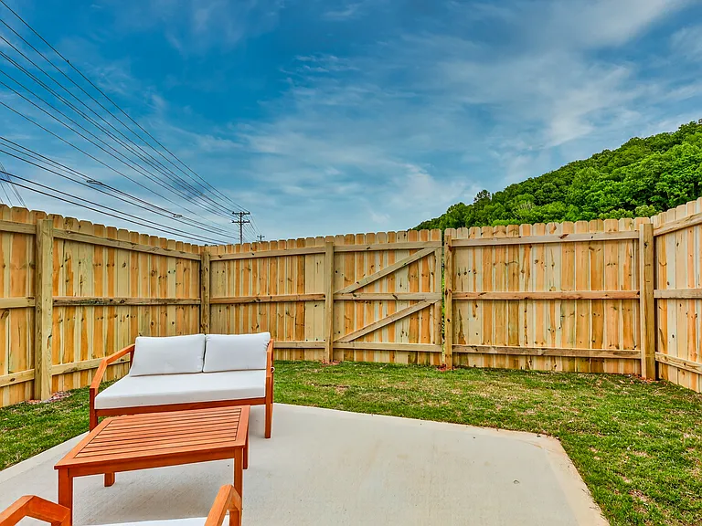 Residences At Hardin Valley — Photo 19
