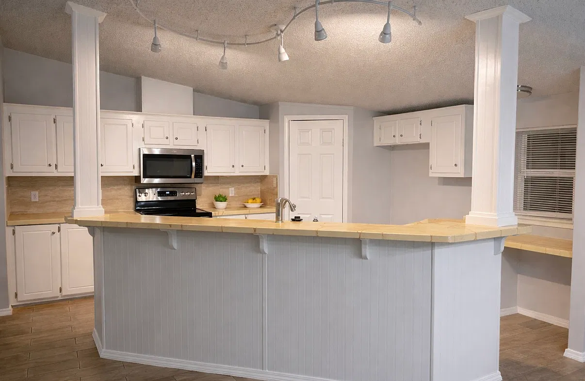 4 bed, 2280 sqft, $1,800 — Photo 2