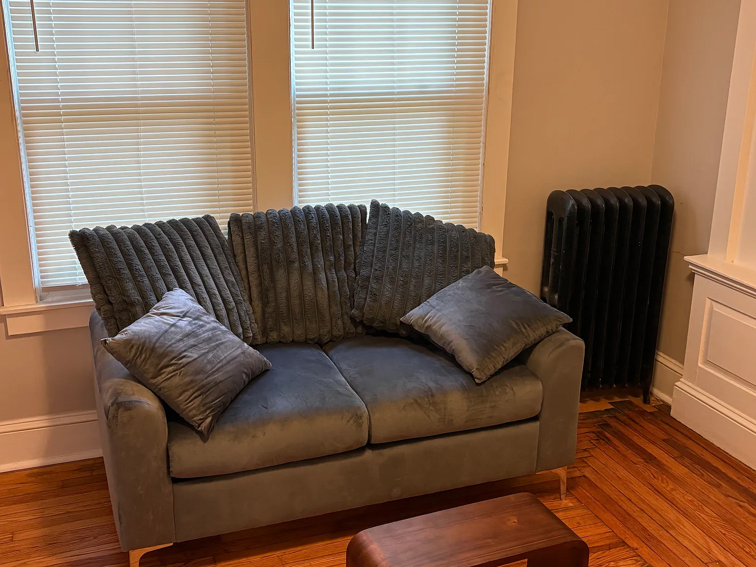 5 bed, 1345 sqft, $3,900 — Photo 4