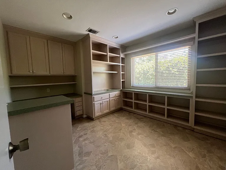 2732 Nantucket Pl — Photo 25