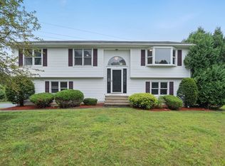5 Meadowsweet Rd, Shrewsbury, MA 01545