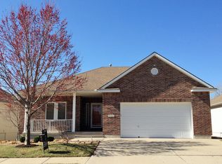 4832 SW Leafwing Dr, Lees Summit, MO 64082