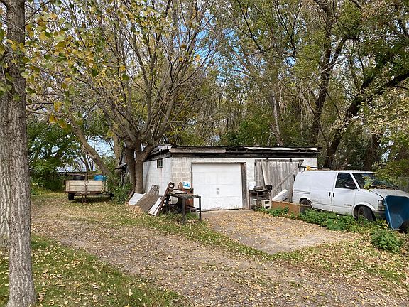 3rd image of 8419 373rd Ave NW