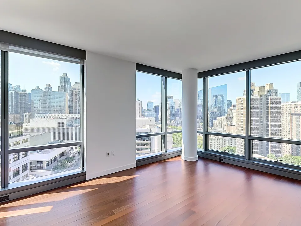 200 W 67th St #29C