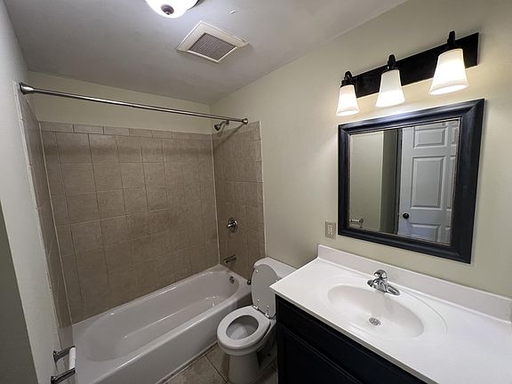 5th image of 765 Edgerton St