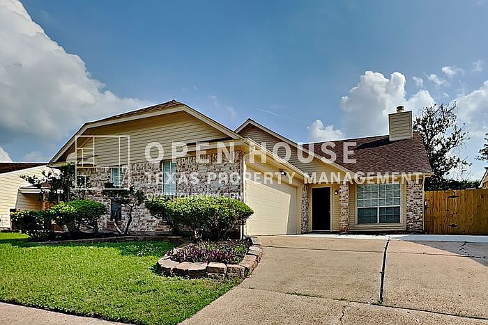 1st image of 3438 Havershire Dr