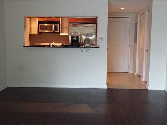 2nd image of 610 E Las Olas Blvd