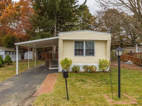 9 Mindy Lane, Bohemia, NY 11716