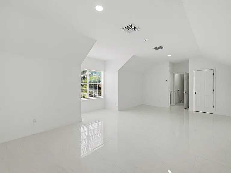 5224 Vistamere Ct — Photo 40
