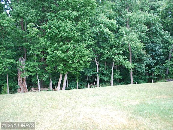 5th image of 593 Maddex Farm Dr