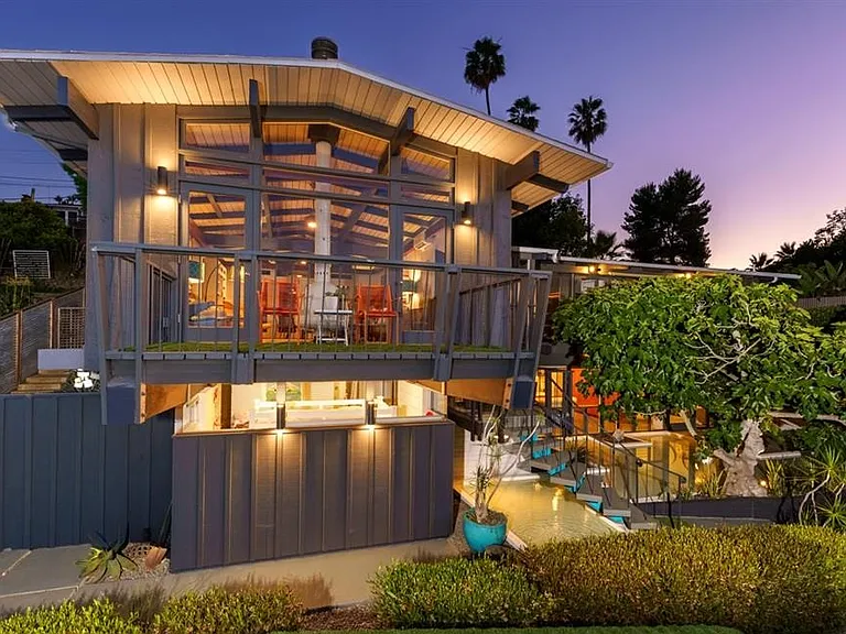 8141 Vista Dr — Photo 1