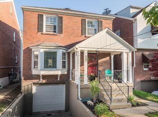 907 Keswick Blvd, Louisville, KY 40217