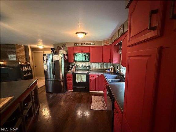 5th image of 16575 Township Road 287