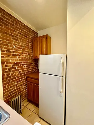 Rented by Mauro Bros Real Estate Services LLC | media 25