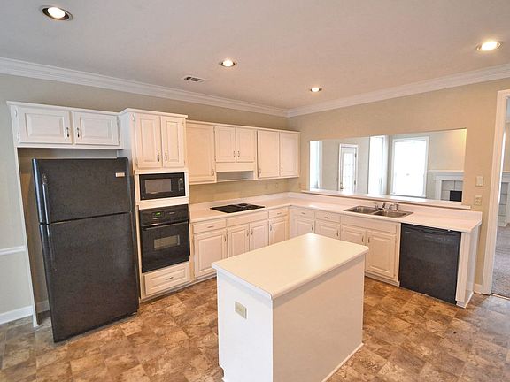 5th image of 4445 Pinewalk Dr