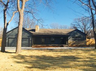 28 N Laurel Dr, Wichita, KS 67206