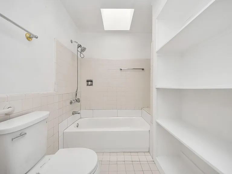 4112 Meyerwood Dr — Photo 23