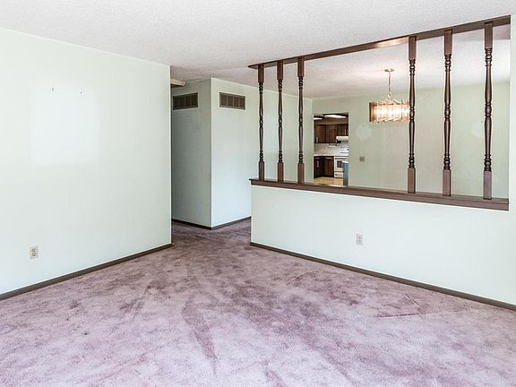 5th image of 1129 Holly River Dr