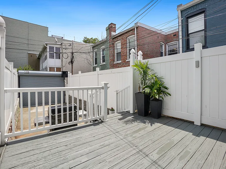 3207 Sherman Ave NW — Photo 27