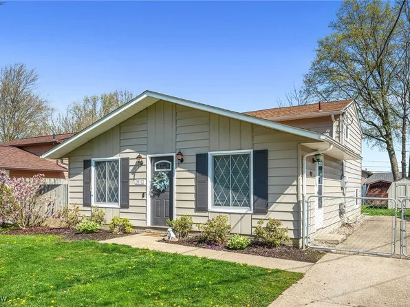 35112 Spruce St, North Ridgeville, OH 44039