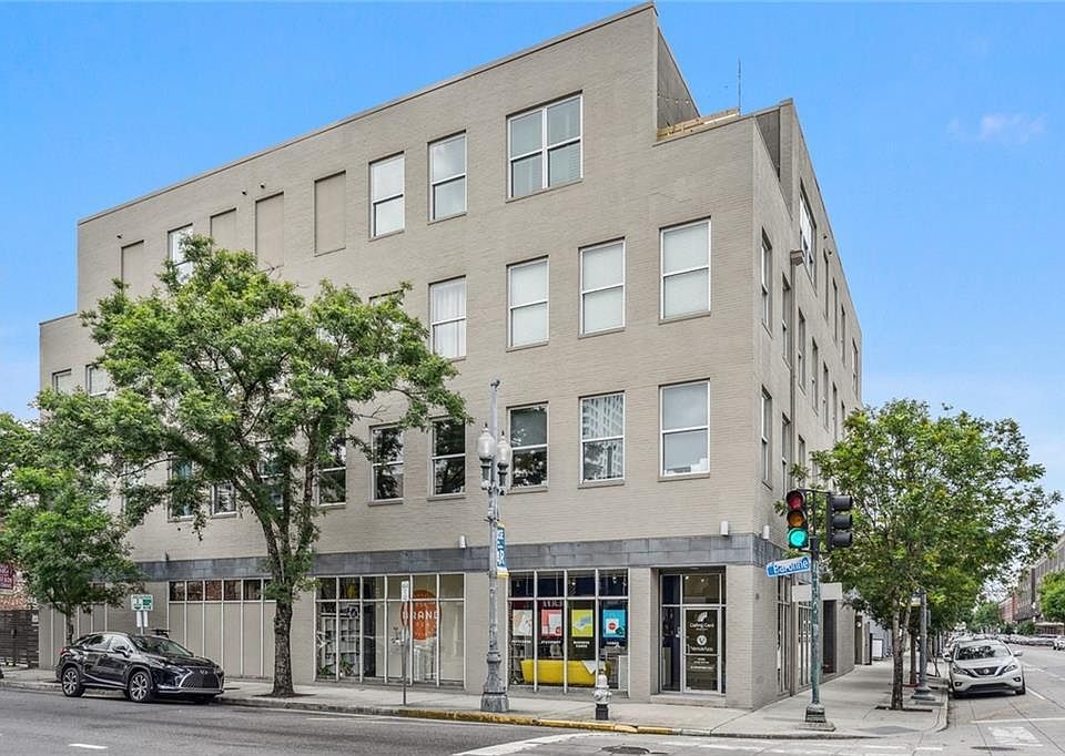 1st image of 835 Julia St APT 16