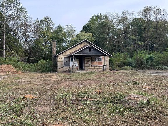4th image of 701 Rickman Rd