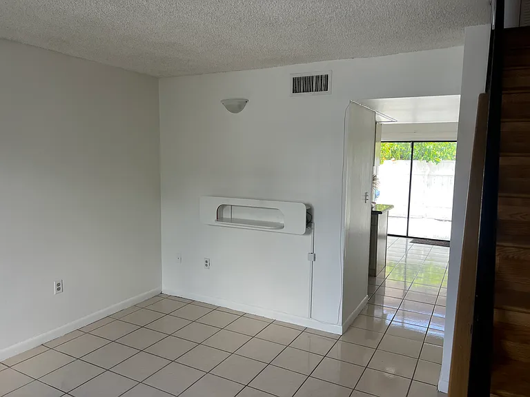 1917 SW 107th Ave #705 — Photo 2