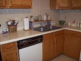 2nd image of 1 Amherst Ct