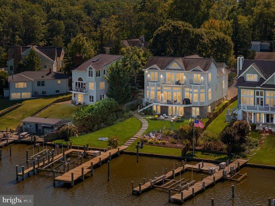 145 Spa Dr, Annapolis, MD 21403