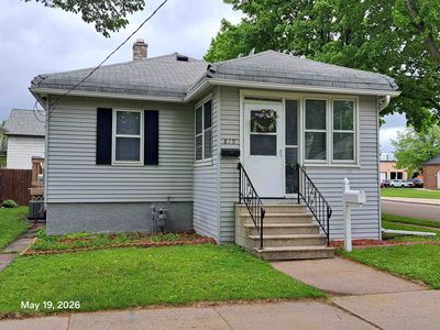 819 Harrison St, Green Bay, WI, 54303