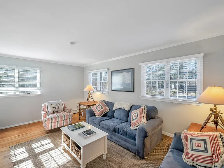 44 Wireless Rd — Photo 5