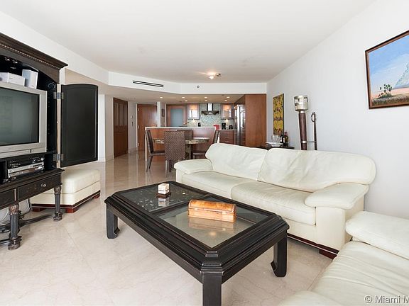 5th image of 1717 N Bayshore Dr APT 2132