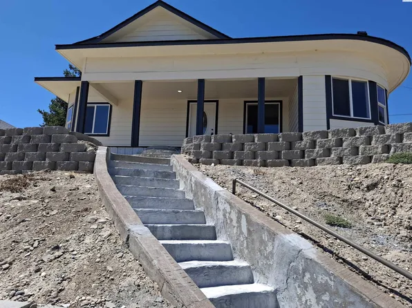 805 Crescent Ave, Sunnyside, WA 98944