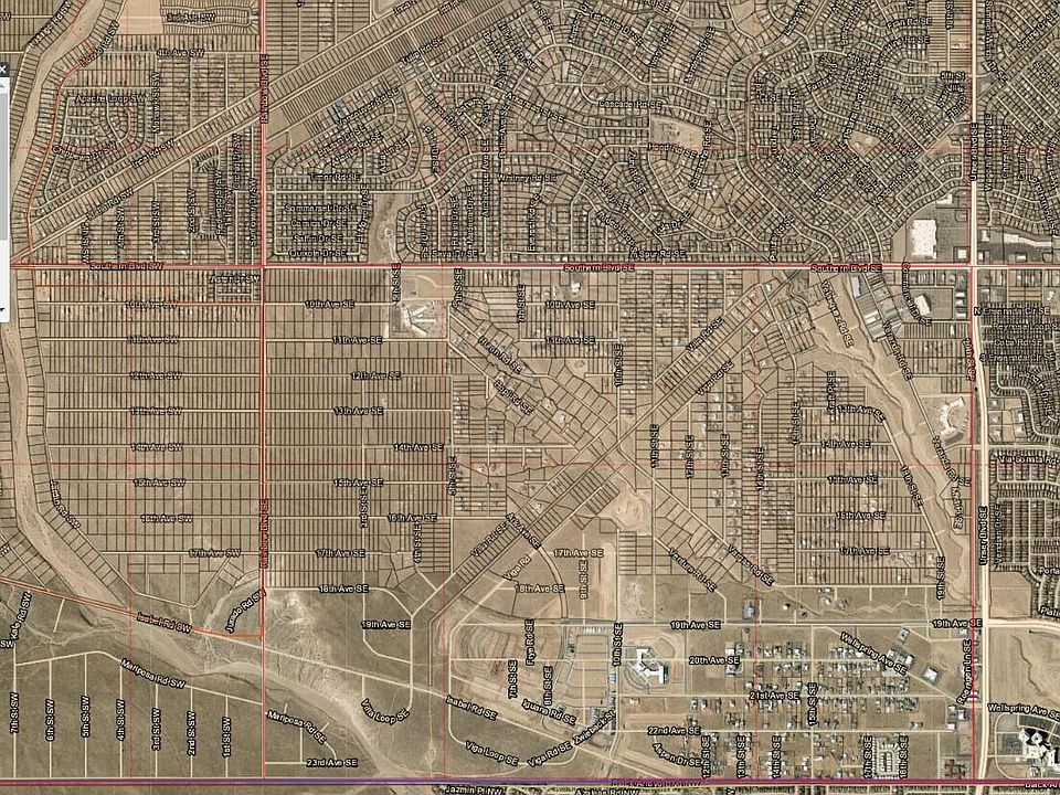 2nd image of 13th St SW #8