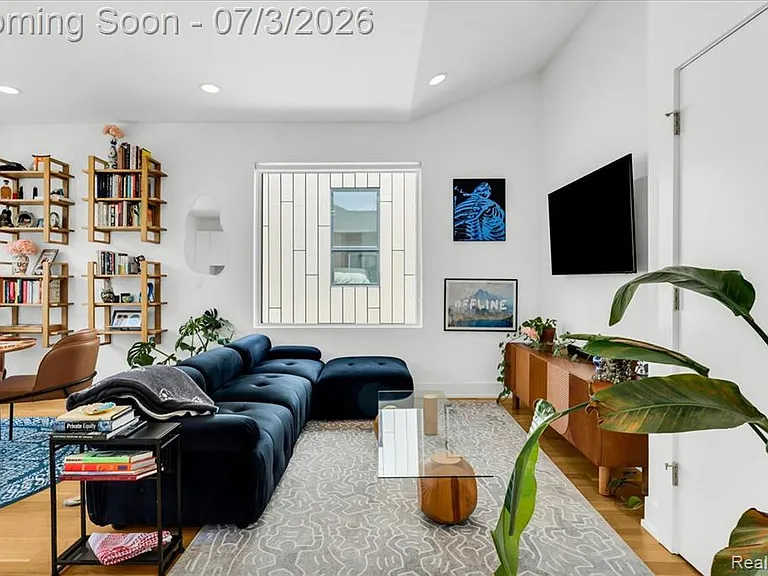 2637 Brush St — Photo 8