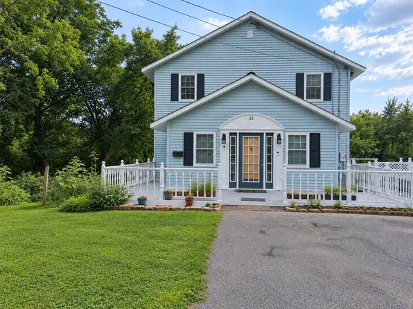 26 Saint Claire St, Ticonderoga, NY 12883