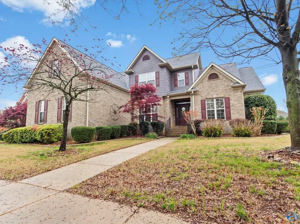 10 America Holly Cir SW, Huntsville, AL 35824