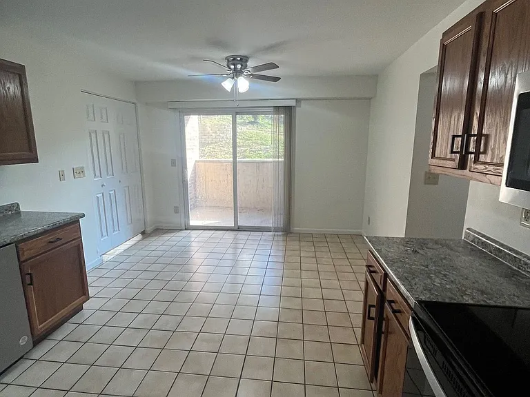 Anderson Commons Apartments — Photo 7