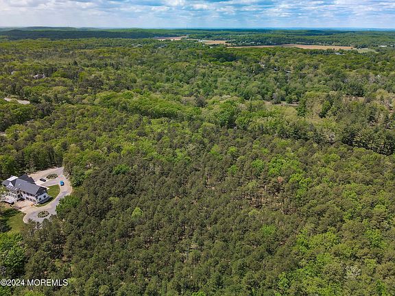 4th image of 371 Monmouth Road